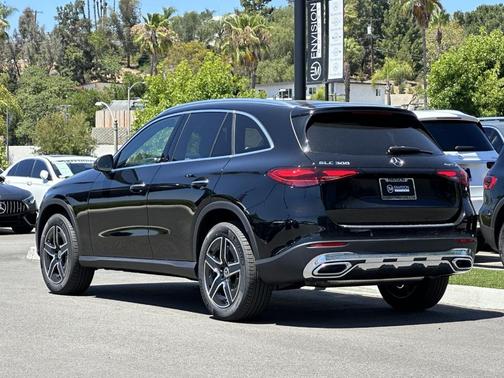 Black 2026 Mercedes-Benz GLC 300 Base 4MATIC