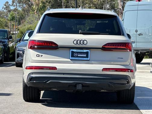 2023 Audi Q7 55 Prestige