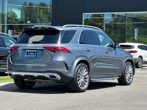 Selenite Gray Metallic 2023 Mercedes-Benz GLE 450 4MATIC