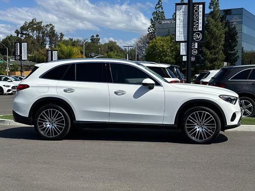 2023 Mercedes-Benz GLC 300 Base