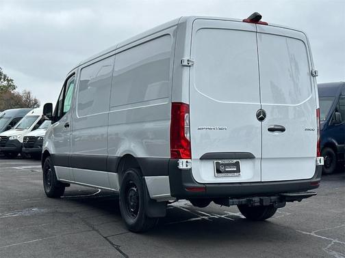 2025 Mercedes-Benz Sprinter 2500 Standard Roof