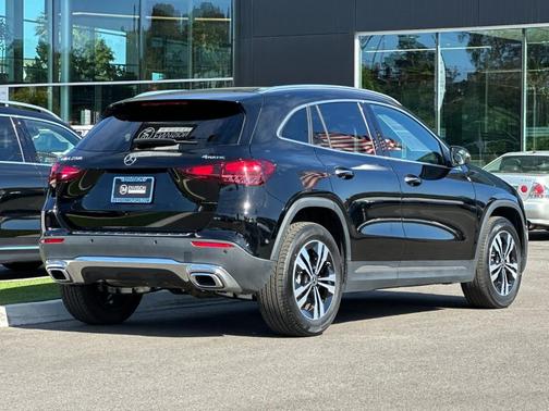 Midnight Black 2026 Mercedes-Benz GLA 250 Base 4MATIC