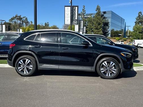 Midnight Black 2026 Mercedes-Benz GLA 250 Base 4MATIC