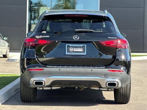 Midnight Black 2026 Mercedes-Benz GLA 250 Base 4MATIC