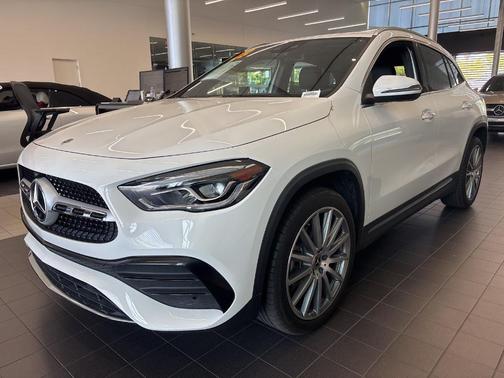 Polar White 2023 Mercedes-Benz GLA 250 Base