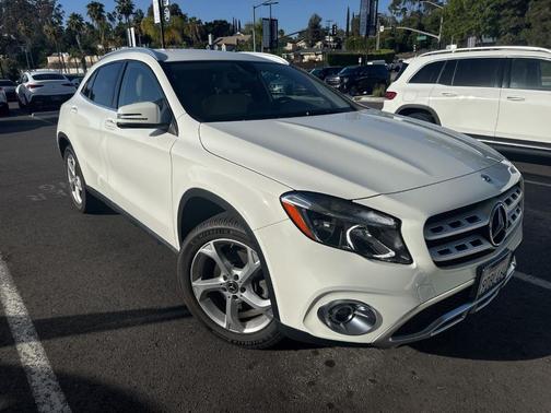 Polar White 2019 Mercedes-Benz GLA 250 Base 4MATIC
