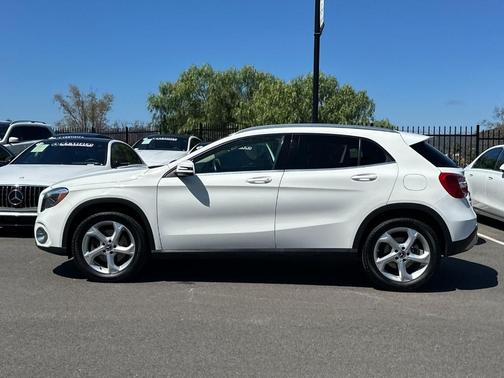 Polar White 2019 Mercedes-Benz GLA 250 Base 4MATIC