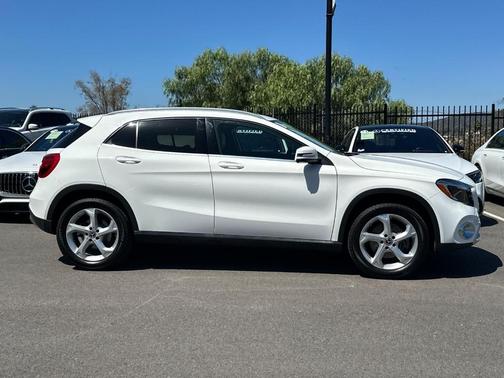 Polar White 2019 Mercedes-Benz GLA 250 Base 4MATIC