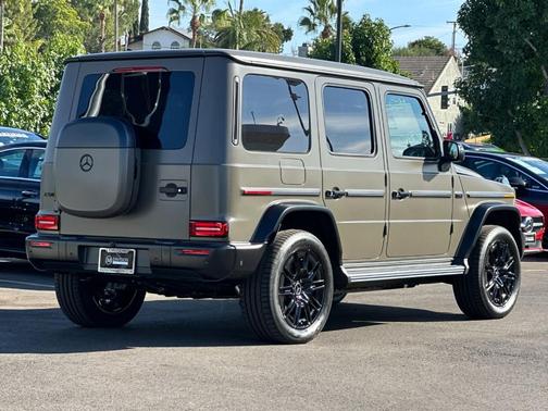 2025 Mercedes-Benz G-Class Base