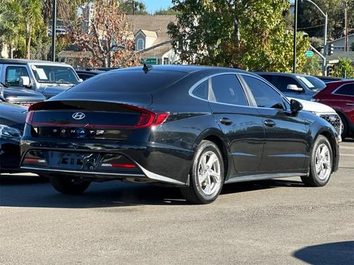 2021 Hyundai SONATA SE