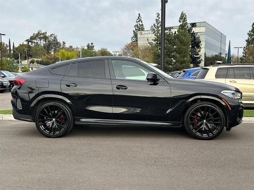 2022 BMW X6 xDrive40i