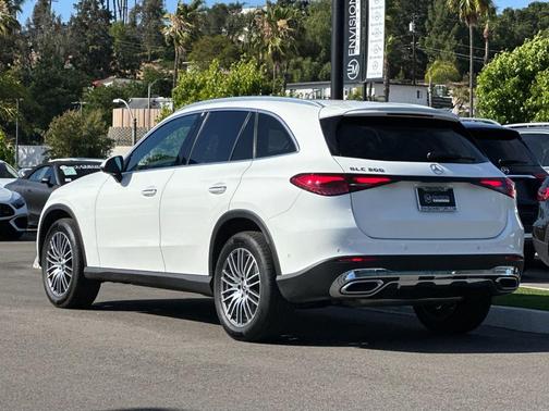 Polar White 2026 Mercedes-Benz GLC 300 Base