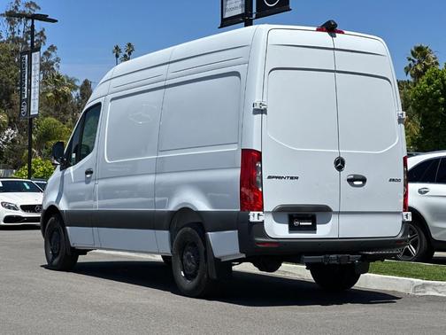 Arctic White 2026 Mercedes-Benz Sprinter 2500 Standard Roof