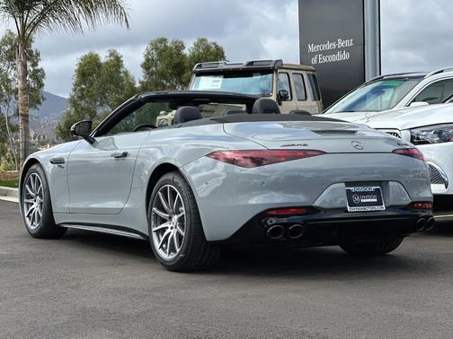 2025 Mercedes-Benz AMG SL 43 Base