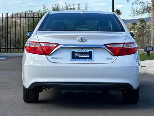 2016 Toyota Camry XLE