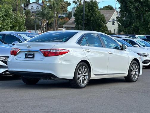 2016 Toyota Camry XLE