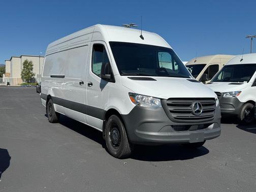 Arctic White 2026 Mercedes-Benz Sprinter 2500 High Roof