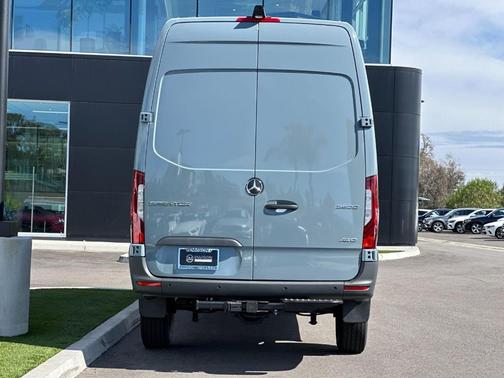2026 Mercedes-Benz Sprinter 2500 High Roof