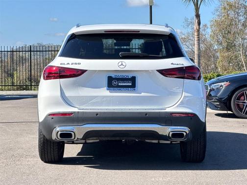 2025 Mercedes-Benz GLA 250 Base 4MATIC