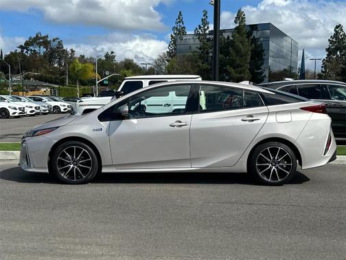 2018 Toyota Prius Prime Premium