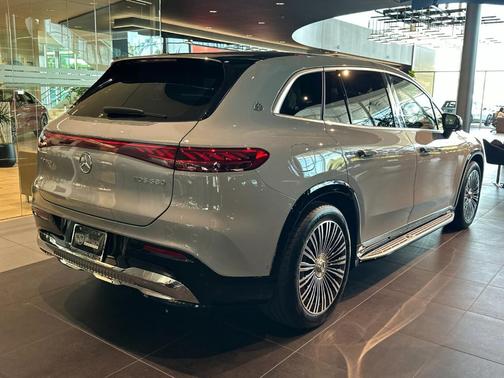 2025 Mercedes-Benz Maybach EQS 680 Base 4MATIC 4MATIC