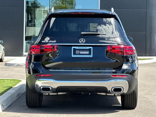Black 2026 Mercedes-Benz GLB 250 Base