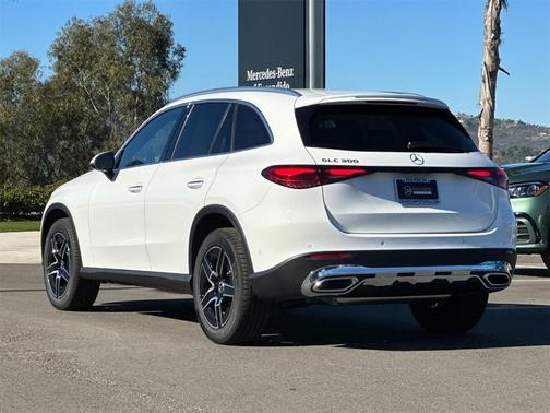 2026 Mercedes-Benz GLC 300 Base