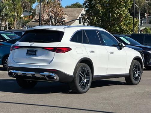 2026 Mercedes-Benz GLC 300 Base