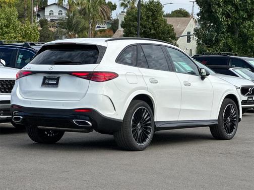 2026 Mercedes-Benz GLC 300 Base