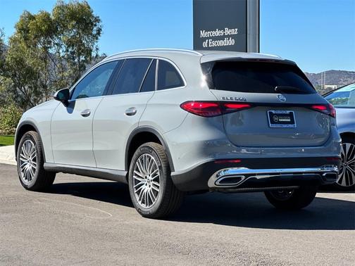 2025 Mercedes-Benz GLC 300 Base