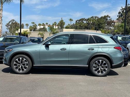 2025 Mercedes-Benz GLC 350e Base 4MATIC