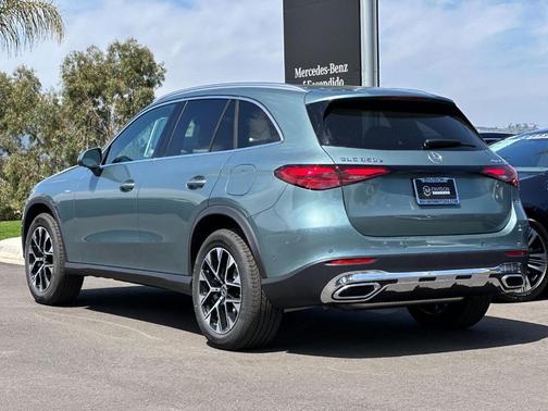 2025 Mercedes-Benz GLC 350e Base 4MATIC