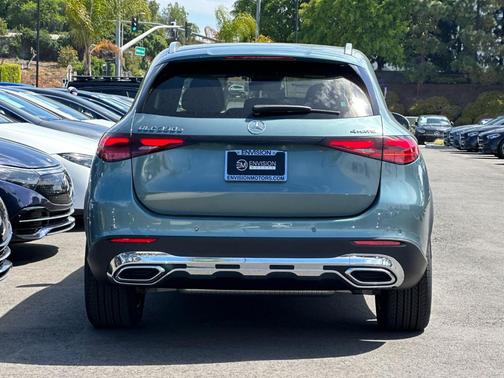 2025 Mercedes-Benz GLC 350e Base 4MATIC