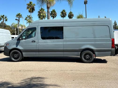 2024 Mercedes-Benz Sprinter 2500 170 WB
