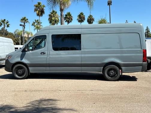 2024 Mercedes-Benz Sprinter 2500 170 WB