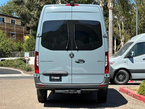 2024 Mercedes-Benz Sprinter 2500 170 WB