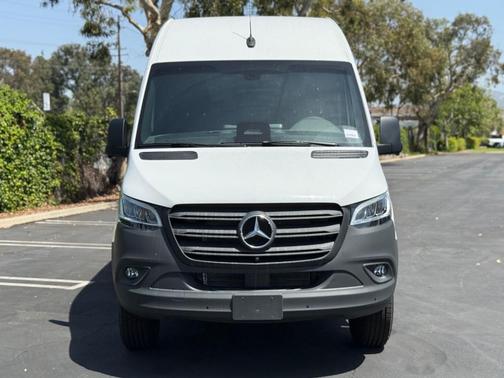 Arctic White 2025 Mercedes-Benz Sprinter 2500 170 WB High Roof Extended Cargo