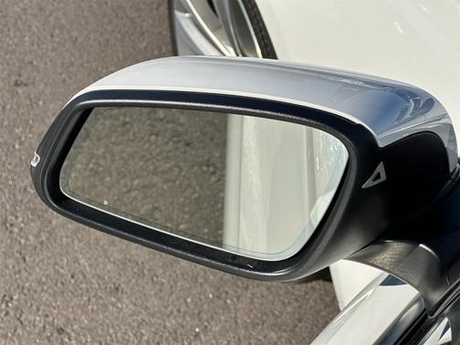 2017 BMW 330e iPerformance