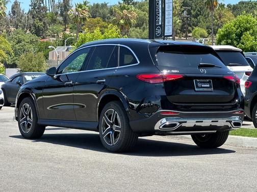 Black 2026 Mercedes-Benz GLC 300 Base 4MATIC
