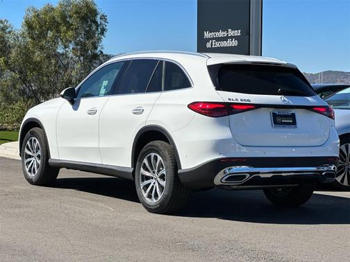 2025 Mercedes-Benz GLC 300 Base