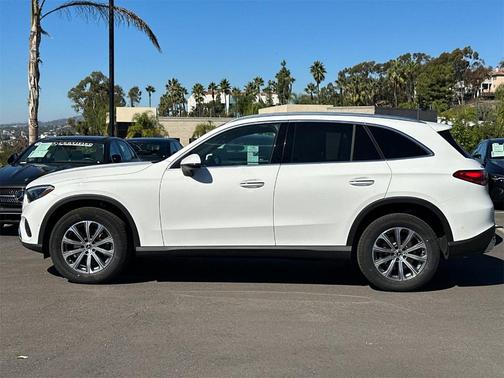 2025 Mercedes-Benz GLC 300 Base