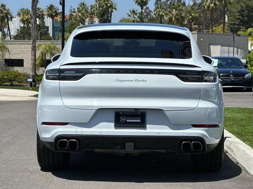 Carrara White Metallic 2020 Porsche Cayenne Turbo Coupe AWD