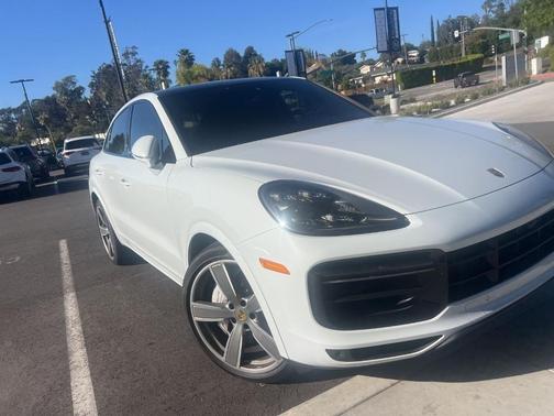 Carrara White Metallic 2020 Porsche Cayenne Turbo Coupe AWD
