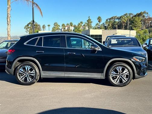 2025 Mercedes-Benz GLA 250 Base
