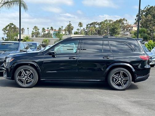 2025 Mercedes-Benz GLS 450 4MATIC