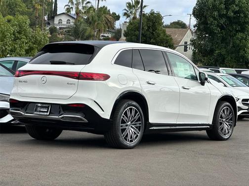 2026 Mercedes-Benz EQS 400 