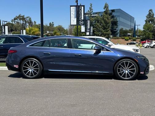 Twilight Blue Metallic 2023 Mercedes-Benz EQS 580 Base 4MATIC