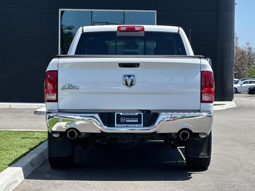 Bright White Clearcoat 2014 RAM 1500 SLT