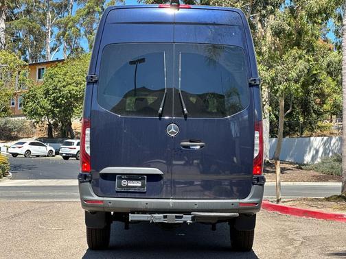 2024 Mercedes-Benz Sprinter 2500 170 WB