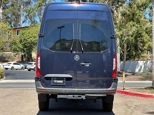 2024 Mercedes-Benz Sprinter 2500 170 WB